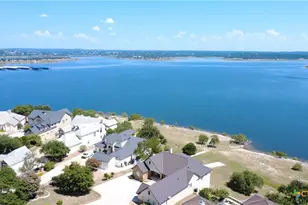 523 Oak Shores Dr, Canyon Lake, TX 78133 - Photo 1