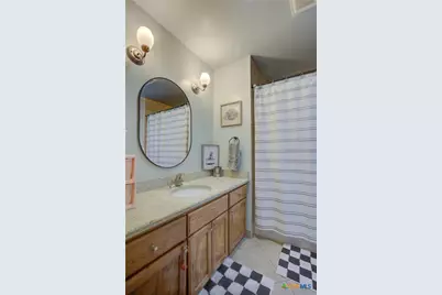 409 Oakwood Boulevard, New Braunfels, TX 78130 - Photo 20