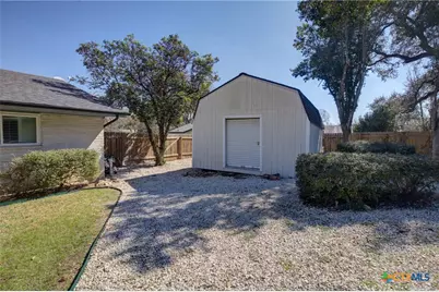 409 Oakwood Boulevard, New Braunfels, TX 78130 - Photo 24