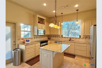 98 Price Road, Victoria, TX 77905 - Photo 12