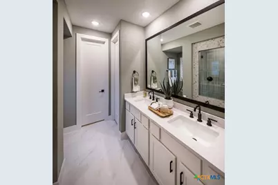 228 White Oak, Castroville, TX 78009 - Photo 18