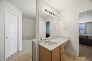 302 Fallen Leaf Ln, Temple, TX 76502 - Photo 34