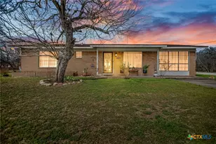 207 Williams, Tivoli, TX 77990 - Photo 2