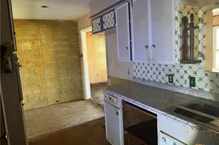 806 E Polk Ave, Victoria, TX 77901 - Photo 4