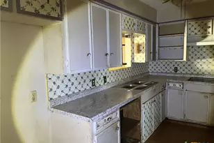 806 E Polk Ave, Victoria, TX 77901 - Photo 6