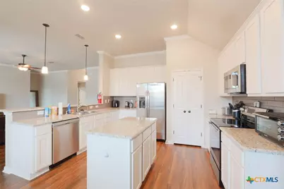 1404 Rolling Brook Drive, Temple, TX 76502 - Photo 8