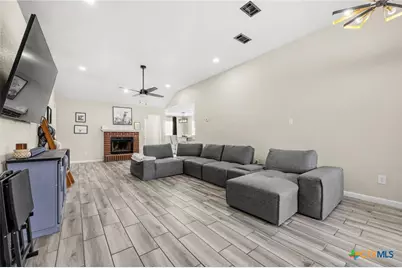 2202 Waterfall Drive, Killeen, TX 76549 - Photo 4