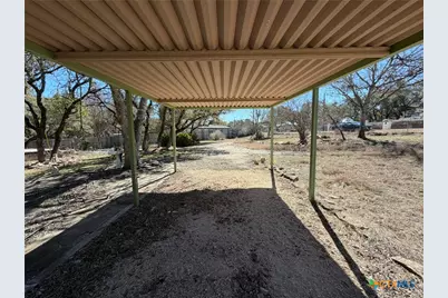 626 W Clark Street, Canyon Lake, TX 78133 - Photo 18