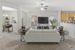 13529 Henneman Dr, Pflugerville, TX 78660 - Photo 12