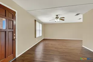 217 Gruene Rd, New Braunfels, TX 78130 - Photo 4