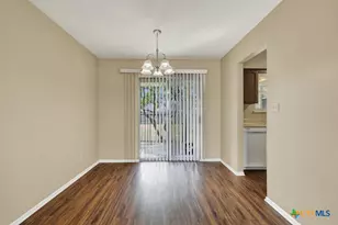 217 Gruene Rd, New Braunfels, TX 78130 - Photo 8