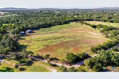 1750 Loop 165 #B, Dripping Springs, TX 78620 - Photo 2