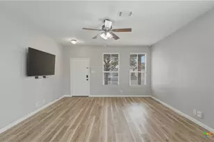 2228 Hazelwood, New Braunfels, TX 78130 - Photo 4