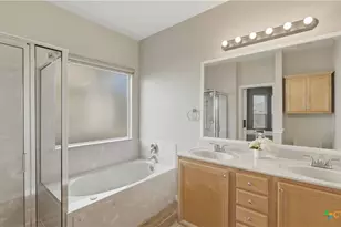 2228 Hazelwood, New Braunfels, TX 78130 - Photo 18