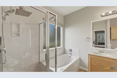 2228 Hazelwood, New Braunfels, TX 78130 - Photo 20