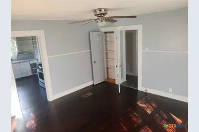 402 S 29th Street, Temple, TX 76504 - Photo 6