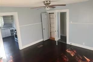 402 S 29th St, Temple, TX 76504 - Photo 6