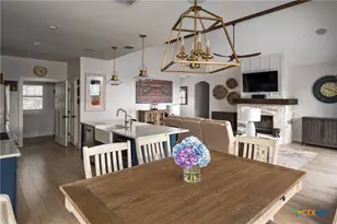 1382 Cottonwood Rd, Fischer, TX 78623 - Photo 16