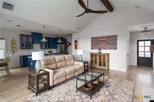 1382 Cottonwood Rd, Fischer, TX 78623 - Photo 12