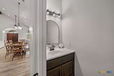 2795 W Highway 290, Dripping Springs, TX 78620 - Photo 10