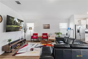 107 Isaac Millsaps Trl, Bastrop, TX 78602 - Photo 6