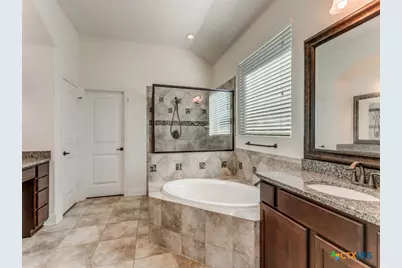 350 Wauford Way, New Braunfels, TX 78132 - Photo 16