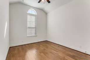 350 Wauford Way, New Braunfels, TX 78132 - Photo 18