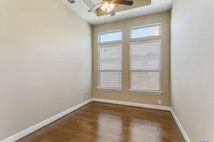 350 Wauford Way, New Braunfels, TX 78132 - Photo 4