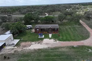 1385 Bego Rd, Goliad, TX 77963 - Photo 40