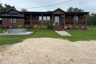 1385 Bego Rd, Goliad, TX 77963 - Photo 2