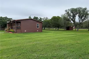 1385 Bego Rd, Goliad, TX 77963 - Photo 14