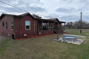 1385 Bego Rd, Goliad, TX 77963 - Photo 12