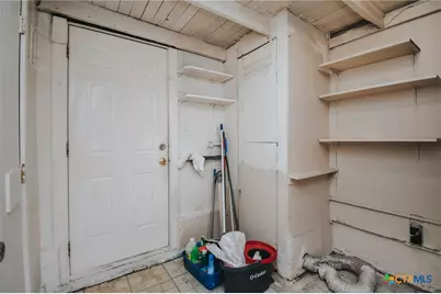 904 E Mistletoe Avenue, Victoria, TX 77901 - Photo 30