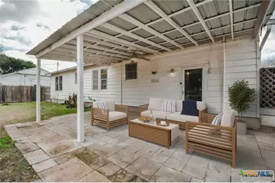 904 E Mistletoe Avenue, Victoria, TX 77901 - Photo 38