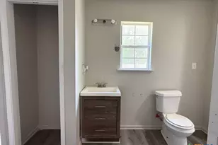 1510 E Mimosa Ave, Victoria, TX 77901 - Photo 8
