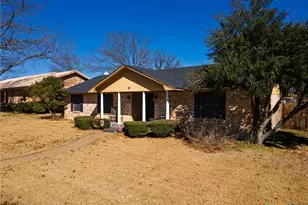 106 Sunny Ln, Gatesville, TX 76528 - Photo 2