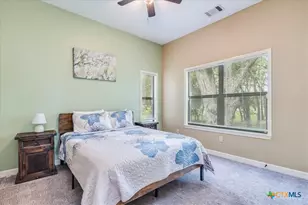 302 Guadalupe River Dr, Seguin, TX 78155 - Photo 24