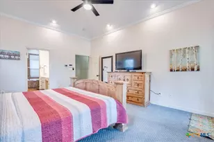 302 Guadalupe River Dr, Seguin, TX 78155 - Photo 18