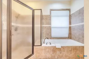 302 Guadalupe River Dr, Seguin, TX 78155 - Photo 20