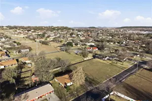 610 Creek St, Copperas Cove, TX 76522 - Photo 8