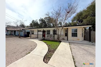 301 Canyon Edge, Canyon Lake, TX 78133 - Photo 2