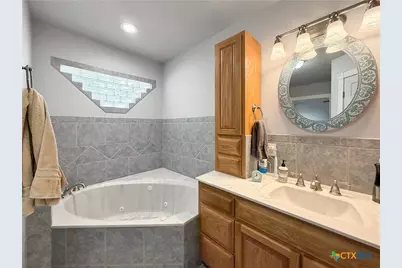 301 Canyon Edge, Canyon Lake, TX 78133 - Photo 24
