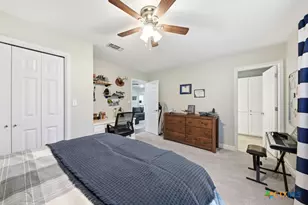 384 Hunters Creek Dr, New Braunfels, TX 78132 - Photo 28