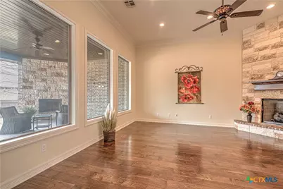 5819 Wooded Creek Cove, Temple, TX 76502 - Photo 10