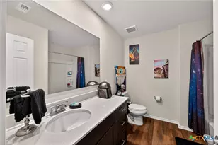 4037 Bermuda Ln, Seguin, TX 78155 - Photo 22