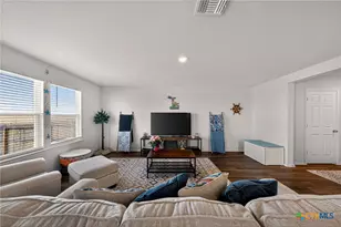 4037 Bermuda Ln, Seguin, TX 78155 - Photo 6