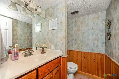 132 Waterfront Alley, Port Lavaca, TX 77979 - Photo 32