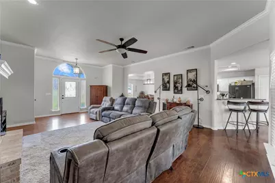 185 Broadmoor Street, Marble Falls, TX 78654 - Photo 8