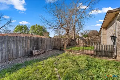 185 Broadmoor Street, Marble Falls, TX 78654 - Photo 40