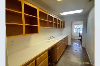 1312 N US Highway 281, Lampasas, TX 76550 - Photo 8